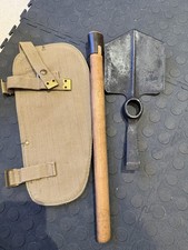 WWII British Entrenching Tool Stamped 1944 Original with Cover（1962） picture