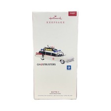2019 Hallmark ECTO-1 Ghostbusters Car Ornament - Dr. Peter Venkman - Slimer picture
