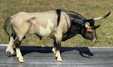 Breyer Breyerfest 2001 Special Run Texas Longhorn Bull Mesquite Animal Cow picture
