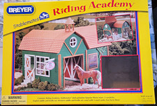 New 2008 Breyer Stablemates Riding Academy Stable Playset w/ Horses & Acces. picture