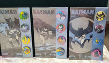 1989 BATMAN BUTTON COLLECTION Set/Series #1, 2, 3 Still Sealed Total 12 Buttons picture