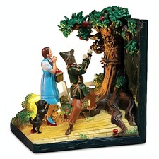 The Bradford Exchange The Wizard Of Oz #1 Dorothy and the Scarecrow Oz 4.25