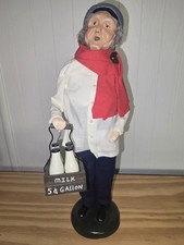 2004 Byers Choice Milkman with Milk Crate Bottles Tradesman Caroler Vintage picture