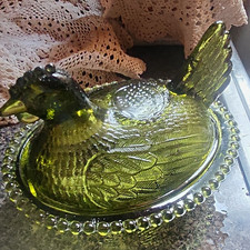 vintage Indiana glass olive green hen on nestl picture