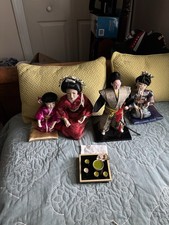 Vintage Ningyo Japanese Doll Group 4 figures Samurai Geisha Kimono Tea Set picture