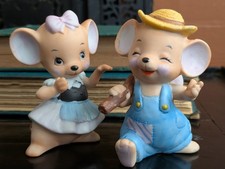 Pair of Vtg George Good Mouse Ceramic Country Mice Girl Boy Figurine Set Kitsch picture