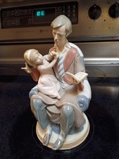 Lladro Daddy's Girl 5584 Figurine Collectable picture