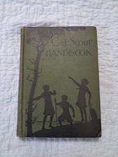 Vintage Girl Scout Handbook 1930 (hardback/Revised Addition) picture