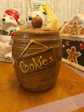 McCoy Vintage 1950s Ceramic Whiskey Barrel Cookie Jar with Lid picture