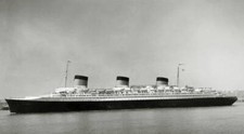The French liner Normandie pictured at sea in 1930 OLD PHOTO picture