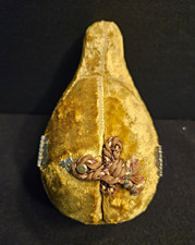 VICTORIAN GOLD VELVET PEAR/TEAR DROP SATIN LINED TRINKET/TREASURE BOX picture