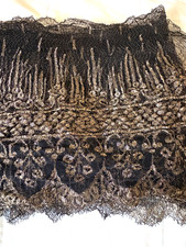 Antique 1920s Reclaimed Black & Gold Metallic Thread Lace remnant Crafts Costume picture
