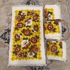 Set of 4 vtg MCM 70's Floral Bath Towels Yellow Brown Flowers great condition picture