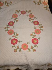 Vintage Handmade Floral Rose Wreath Applique Quilt Hand Quilted Full Queen 84x74 picture