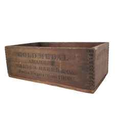 Antique Dovetail Wooden Chocolate Box Walter Baker & Co. Dorchester, Mass picture