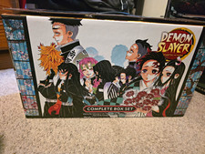 Demon Slayer: Kimetsu no Yaiba Complete Box Set Manga English VIZ K. Gotouge picture