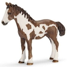 Schleich 13695 Horse Pinto Yearling farm life retired horse figure animal toy picture