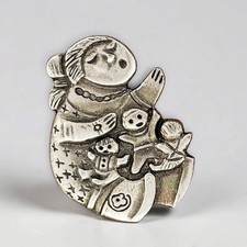 Vintage Native American Storyteller Lapel Pin Silver Tone Pueblo Mother Children picture