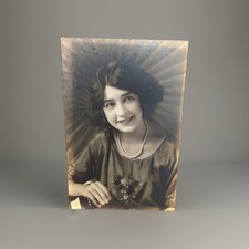 Beautiful 1920s Flapper Photo Portrait Young Woman Bob Haircut Pearls Indiana picture