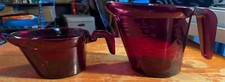 Tupperware Micro Pitchers Set 2 Measuring Cups Spoons Purple #5100A-1 5101A-1 picture