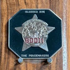 Chicago Police Gang Specialist Octagon Shaped Challenge Coin  W#28 picture