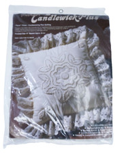 Paragon Candlewick Plus Quilting Floral 14” Square Pillow Craft Kit Vtg 1982 picture