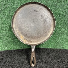 Rare Very Early Lodge Cast Iron No. 8 Griddle (needs restored) picture