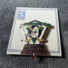 Mighty Ducks Inaugural Season Pinback Pin Peter David Official Licensed picture