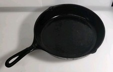 Vintage Early Lodge Cast Iron #8 X Raised Number Skillet Pan Made in USA picture