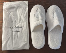 BEVERLY HILLS HOTEL DORCHESTER COLLECTION SLIPPERS NEVER WORN UNISEX picture