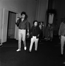 Edith Piaf and her husband Theo Sarapo backstage at the Olympia 1962 Old Photo picture
