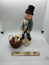 Annalee Scrooge Christmas Day 88 basket As Is 10 inch picture
