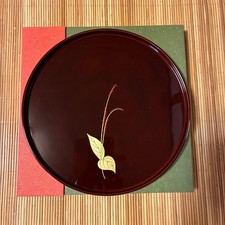 Zohiko Lacquerware Round Tray with Makie Flower Pattern, 11.8in picture