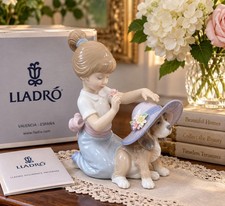 Lladro An Elegant Touch #6862 Girl Dog Porcelain Figurine Box Papers Spain picture