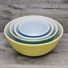 DAMAGED Paint PYREX Primary Colors Glass Mixing Bowl Set 4pc Nesting Well Worn picture