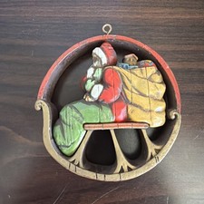 VINTAGE 1975 HALLMARK WOOD LOOK SANTA ON SLEIGH NOSTALGIA ORNAMENT picture
