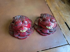 Vtg Set of 2 Chinese Red Resin Money Frog Statues Feng Shui Three Legged Toad picture