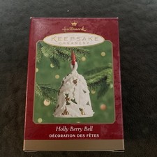 Vintage 2000 Hallmark HOLLY BERRY BELL Fine Porcelain Keepsake Ornament picture