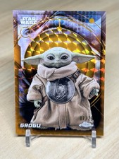 2026 Topps Chrome Star Wars GROGU ORANGE GEOMETRIC REFRACTOR # 07/25 #32 picture