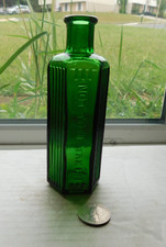 STUNNING GREEN POISON EMBOSSED, NOT TO BE TAKEN picture