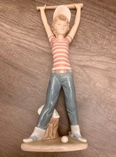 Vintage LLANDRÓ  5289 Little Leaguer Exercising Baseball Player Figurine 12.5