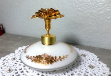 DeVilbiss Perfume Atomizer 750-57 White Glass Flower Top with Doily picture