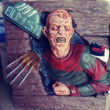 Freddy Krueger 3D Wallbreaker Nightmare on Elm St Halloween Prop Wall Decor picture