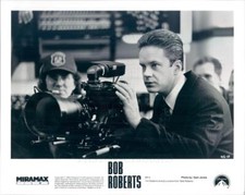 1992 Press Photo Oscar Winning Director Tim Robbins Filming Bob Roberts picture
