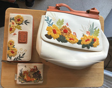 Loungefly Disney Fox & the Hound Floral Handbag Purse BoxLunch Exclusive Wallets picture