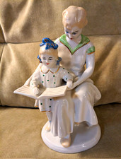 Vintage Soviet USSR Porcelain Figurine Mother Child Daughter  Reading Book 1960s picture