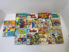 LOT 28- Archie, Jughead&Archie, Betty&Veronica, Laugh Digest & Double Digest Mix picture