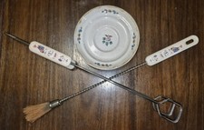 VERY RARE Vintage International Heartland BBQ Grill Tool Set Tongs Brush+ Saucer picture