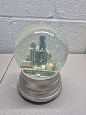 Vintage Three Jays Seattle Musical Snow Globe Nordstrom Space Needle Skyline JJJ picture