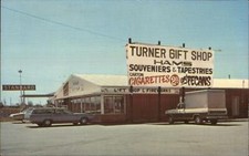 Franklin KY Turner's Gift Shop Cigarettes Pecans Car Truck c1970 Postcard picture